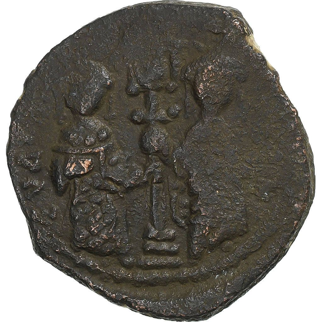 Konstantyn X, 
  
  z Eudocją, 
  
  Follis